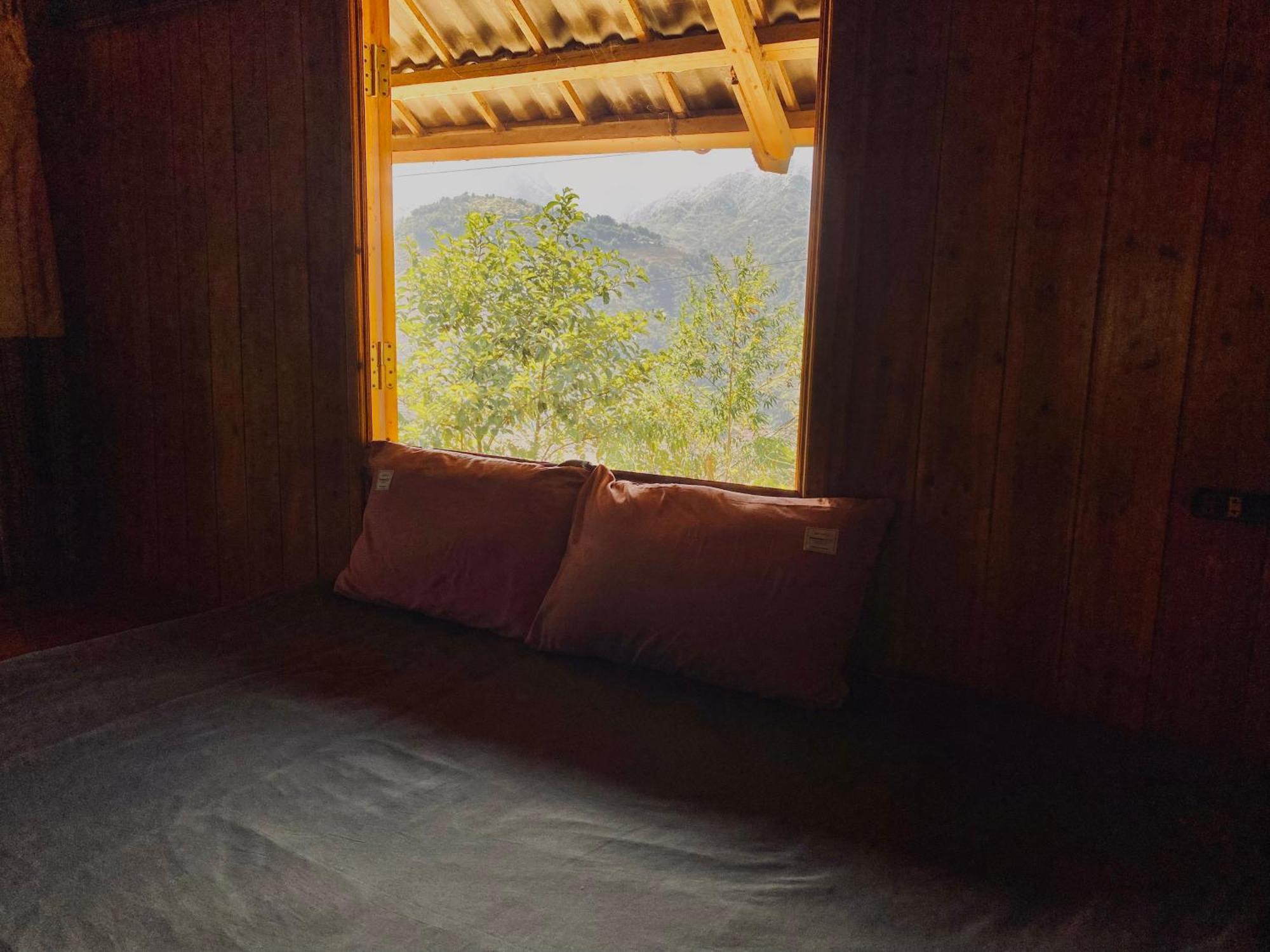 Pham'S House - Homestay & Cafe サパ エクステリア 写真